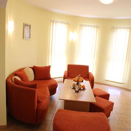 רזלוג Family Hotel Papi מראה חיצוני תמונה